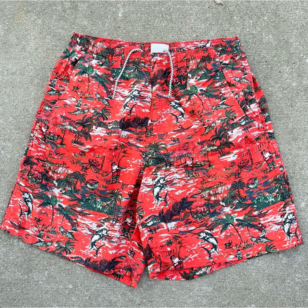 Columbia PFG Christmas Fishing Santa Clause Swim Trunks size Medium with liner